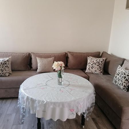אסאוירה Appartement Pour Famille מראה חיצוני תמונה